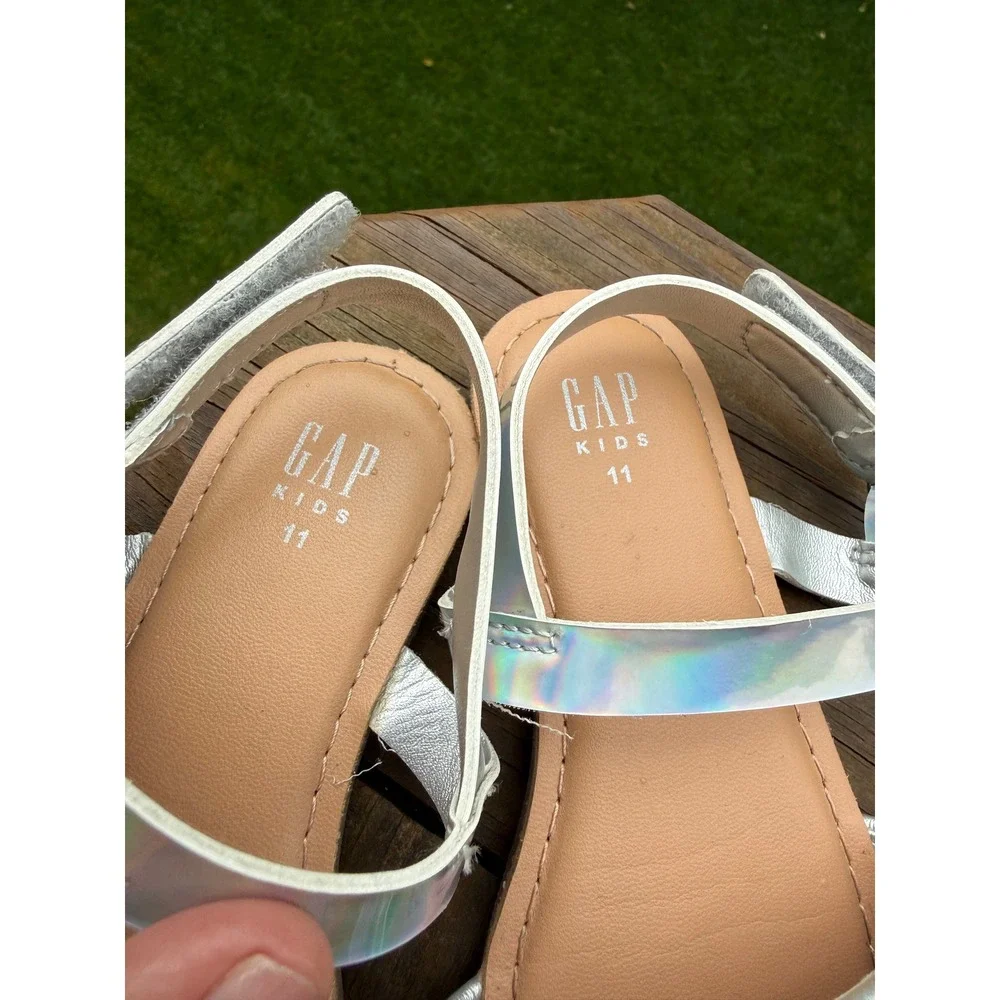 Gap Sequin Sandals Kids 11 Silver Excellent Iridescent Strappy Flat Shoes